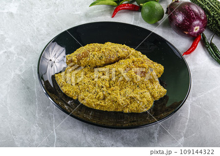 Indian cuisine - pork masala sauce Indian cuisine - pork masala sauce 109144322