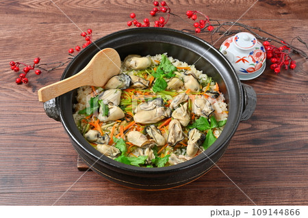 牡蠣飯、牡蠣めし、牡蠣メシ、牡蠣ごはん、牡蠣ご飯、土鍋ご飯、牡蠣の炊き込みご飯。 牡蠣飯、牡蠣めし、牡蠣メシ、牡蠣ごはん、牡蠣ご飯、土鍋ご飯、牡蠣の炊き込みご飯。 109144866