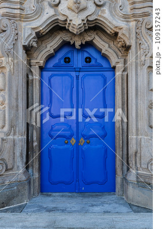 Baroque Raio Palace door detail Baroque Raio Palace door detail 109157243