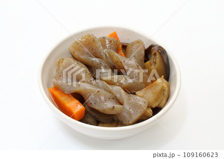 こんにゃく, シイタケ, 鶏肉の煮物 109160623