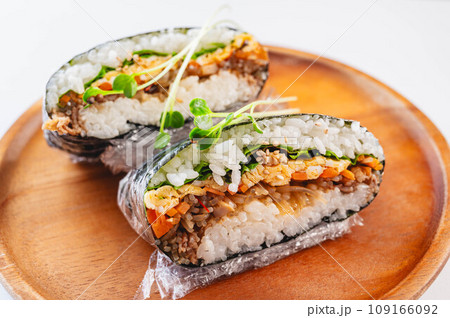 韓国料理チャプチェ おにぎらず 韓国料理チャプチェ おにぎらず 109166092