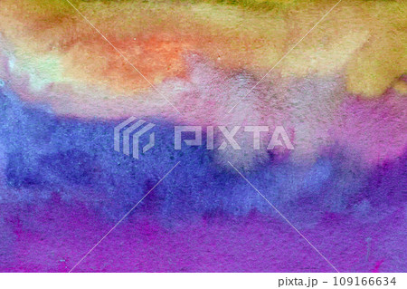 Purple green watercolor background texture 109166634