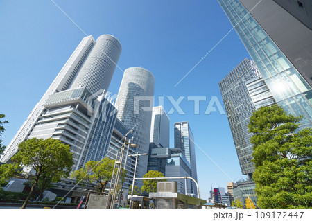 名古屋駅前のビル街 名古屋駅前のビル街 109172447