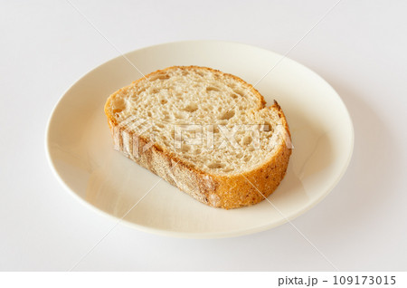全粒粉入りのパン パン ブラン 全粒粉入りのパン パン ブラン 109173015