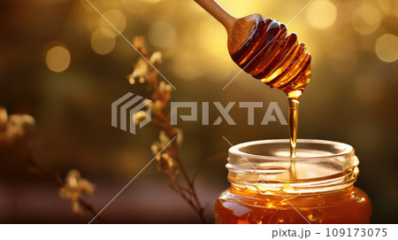 Honey in a glass jar Honey in a glass jar 109173075