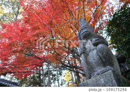 猿丸神社 109175298