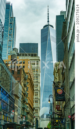 ニューヨークの街並み 109175614