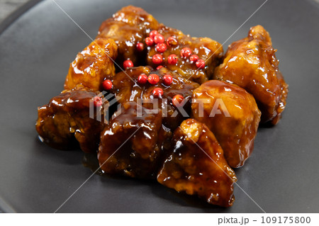 美味しい黒酢酢豚 109175800