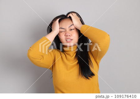 Southeast Asian Woman 109176410