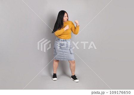 Full Length Woman Full Length Woman 109176650