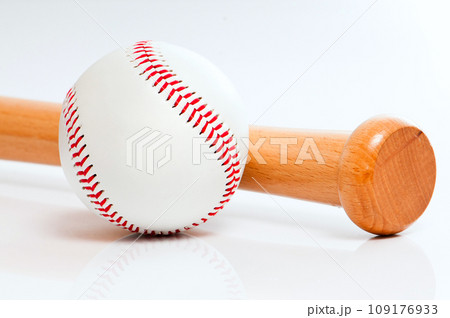 ball and baseball bat ball and baseball bat 109176933