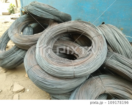 Steel wires bundles with selective focus 109178196