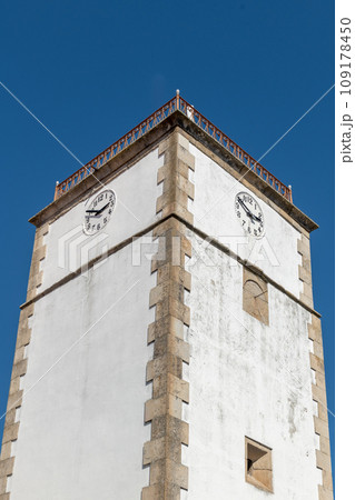 Pillory and the city hall building of Vila Nova de Foz Coa Pillory and the city hall building of Vila Nova de Foz Coa 109178450