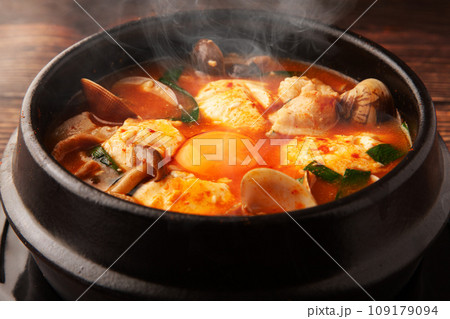 スンドゥブチゲ 109179094