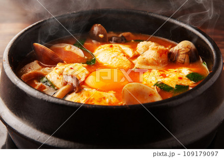 スンドゥブチゲ 109179097