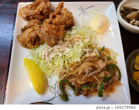 唐揚げと生姜焼きの最強コンビ 唐揚げと生姜焼きの最強コンビ 109179560