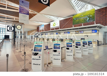 新千歳空港 出発ロビー 109181314