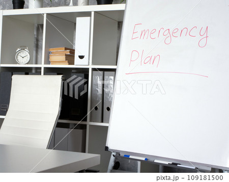 Whiteboard with Emergency plan inscription. Whiteboard with Emergency plan inscription. 109181500
