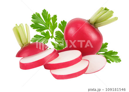 Radish with slices isolated on white background with full depth of field 109181546