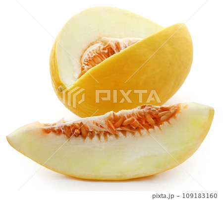 Brilliant honeydew melon 109183160