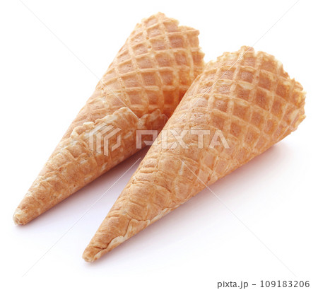 Ice cream cone 109183206