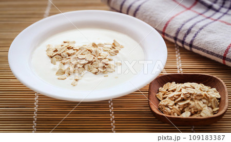 Fresh yogurt Fresh yogurt 109183387
