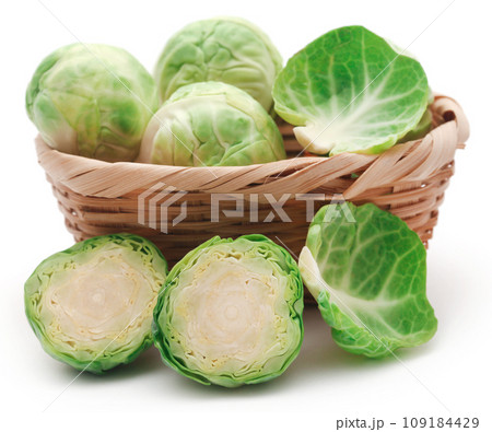 Rosenkohl or Brussels sprout Rosenkohl or Brussels sprout 109184429