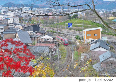 錦秋のLRT 109192282