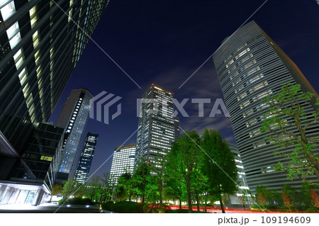 【大阪府】大阪ビジネスパークとの夜景 【大阪府】大阪ビジネスパークとの夜景 109194609