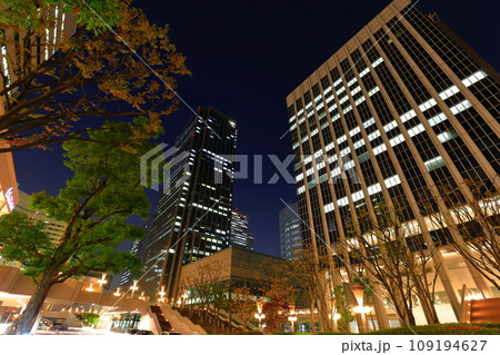 【大阪府】大阪ビジネスパークとの夜景 【大阪府】大阪ビジネスパークとの夜景 109194627