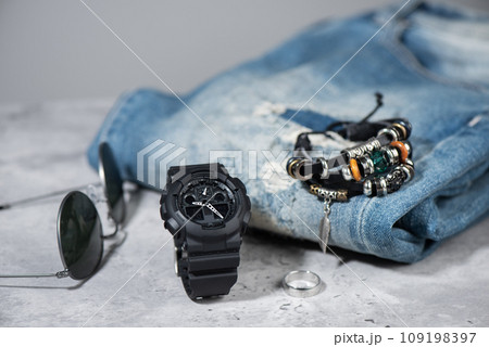 wristwatch for men 109198397