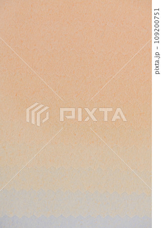 和紙によるグラデーション背景素材(ベージュ) 和紙によるグラデーション背景素材(ベージュ) 109200751