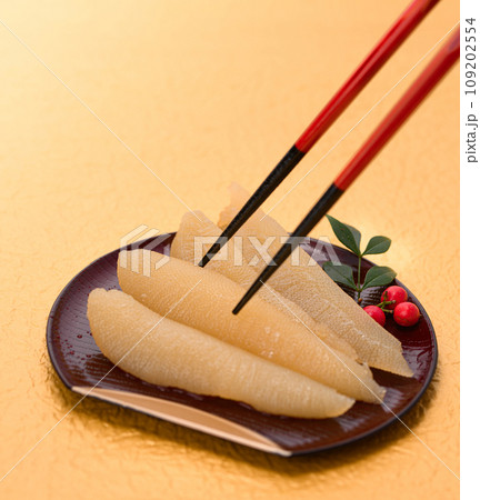 おせち料理の定番 味付け数の子 おせち料理の定番 味付け数の子 109202554