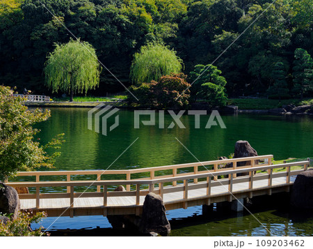 徳川園池泉回遊式庭園西湖堤 109203462