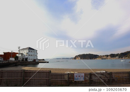 小浜海岸（神奈川県三浦郡葉山町堀内） 109203670