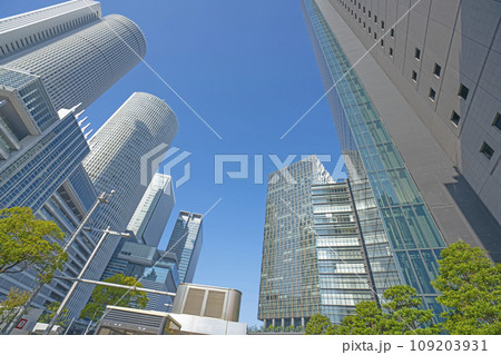 名古屋駅前のビル街 名古屋駅前のビル街 109203931