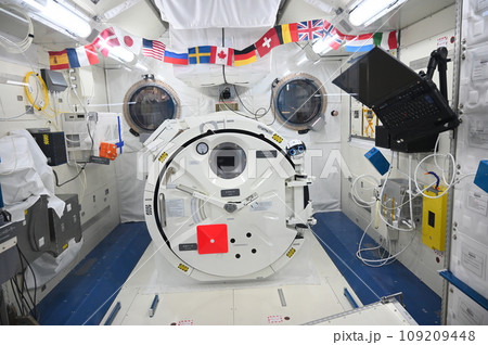 日本実験棟きぼうとエアロック(岐阜かかみがはら航空宇宙博物館) 日本実験棟きぼうとエアロック(岐阜かかみがはら航空宇宙博物館) 109209448
