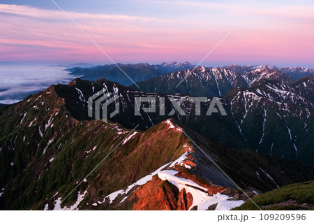 鹿島槍ヶ岳の登山幅径 109209596