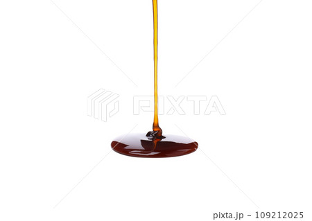PNG,Liquid salted caramel, isolated on white background PNG,Liquid salted caramel, isolated on white background 109212025