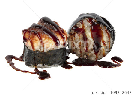 Sushi isolated on white background. Baked sushi with soy sauce 109212647