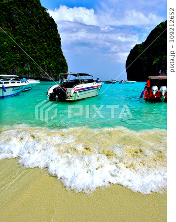 タイ・プーケット・ピピ島(ピピレイ島)マヤベイ タイ・プーケット・ピピ島(ピピレイ島)マヤベイ 109212652
