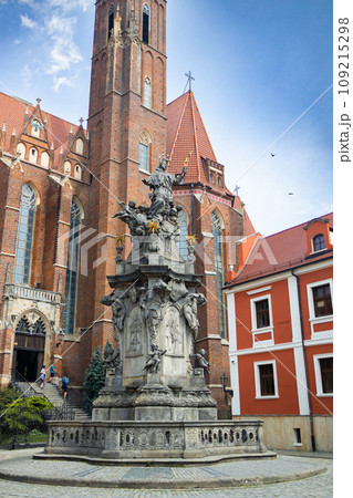 Ancient buildings on Ostrow Tumski at daytime in Wroclaw. High quality photo 109215298