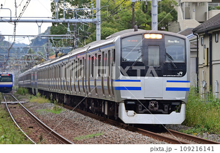 横須賀線 鎌倉ー北鎌倉 JR東日本 E217系 Y-39編成(鎌倉) 横須賀線 鎌倉ー北鎌倉 JR東日本 E217系 Y-39編成(鎌倉) 109216141