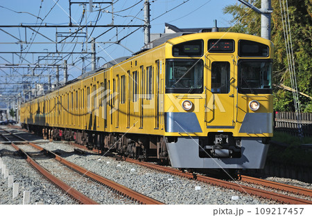 西武池袋線 ひばりヶ丘ー保谷 西武鉄道 2000系 西武池袋線 ひばりヶ丘ー保谷 西武鉄道 2000系 109217457