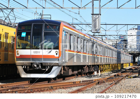 西武池袋線　保谷　東京メトロ　10000系　10011 109217470