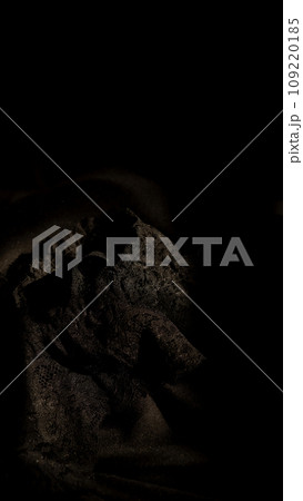 背景素材　バックグラウンド　4k　テクスチャー　黒　ブラック　black　コンセプト　レース　装飾 109220185