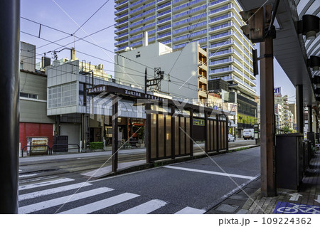 富山市街　富山地鉄市内線　西町駅　富山県富山市 109224362