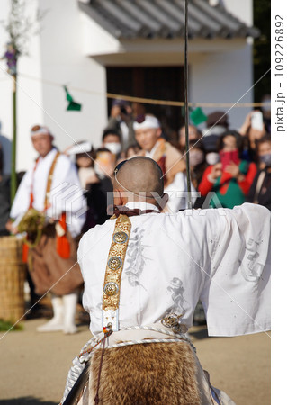 護摩焚き 109226892