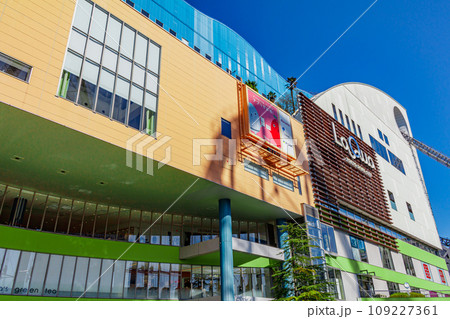 【東京の都市風景】東京ドーム周辺の都市風景 109227361