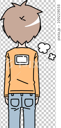 背中にカイロを貼る男性 109229038